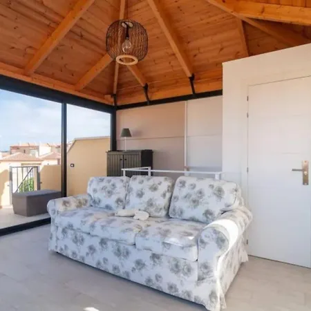 Beautiful In Charming Place El Duque Apartament