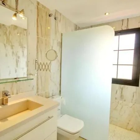 Beautiful In Charming Place El Duque * アデヘ